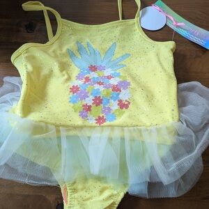 Girls 4T Swimsuit UPF protection Brand New Never Worn